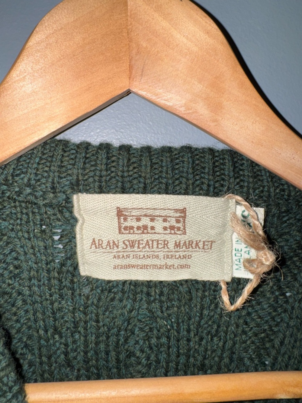 Aran Sweater Market wool fisherman knit swearer made in Ireland - Picture 2 of 6